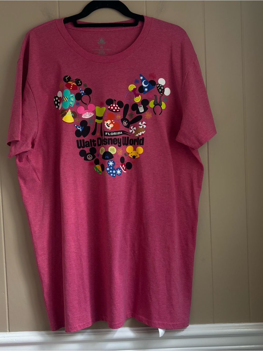 Walt Disney World Shirt Women’s XL Pink Disney Parks Mickey Ear Character Heads
